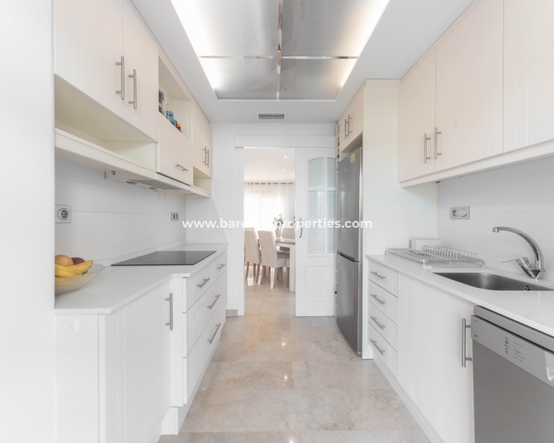 Wederverkoop - Vrijstaande Villa - Urb. La Marina