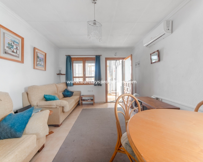 Wederverkoop - Vrijstaande Villa - Urb. La Marina