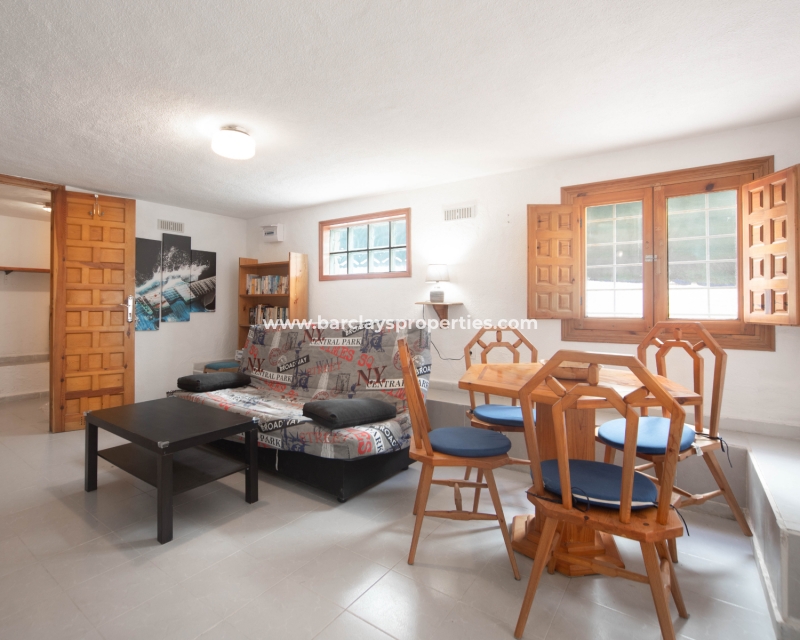 Wederverkoop - Vrijstaande Villa - Urb. La Marina