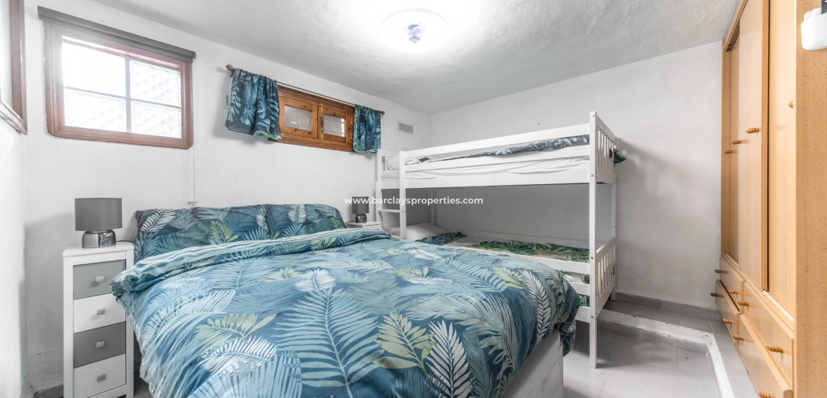 Wederverkoop - Vrijstaande Villa - Urb. La Marina