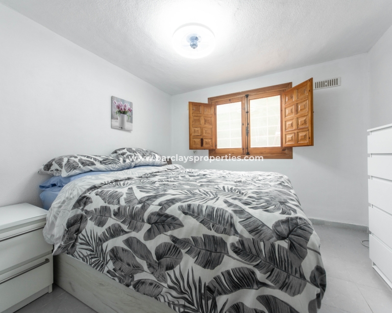 Wederverkoop - Vrijstaande Villa - Urb. La Marina