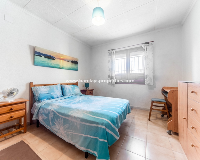 Wederverkoop - Vrijstaande Villa - Urb. La Marina