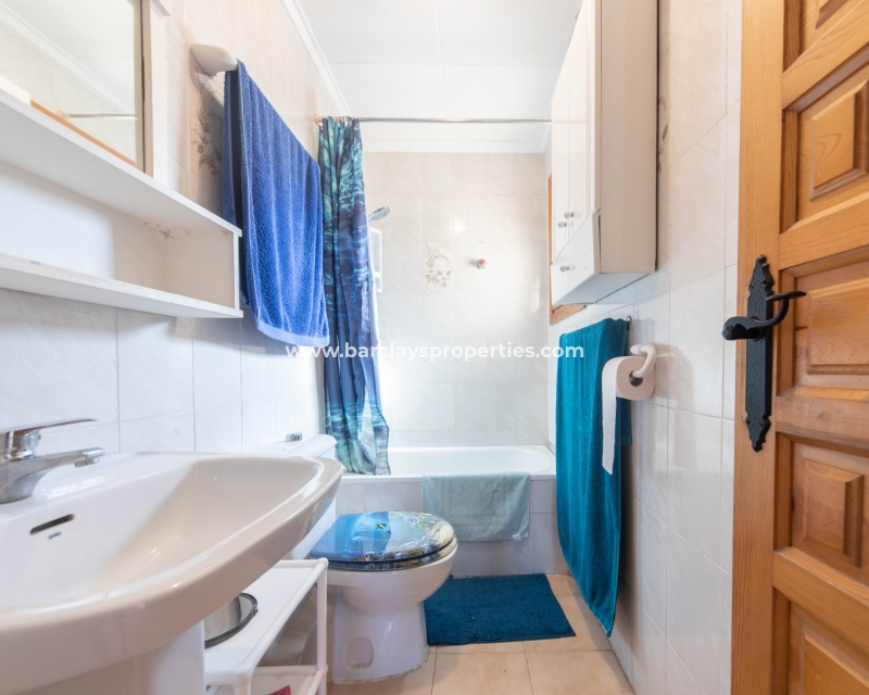 Wederverkoop - Vrijstaande Villa - Urb. La Marina