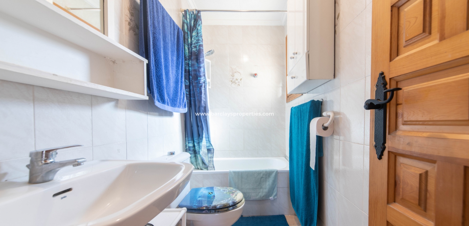 Wederverkoop - Vrijstaande Villa - Urb. La Marina