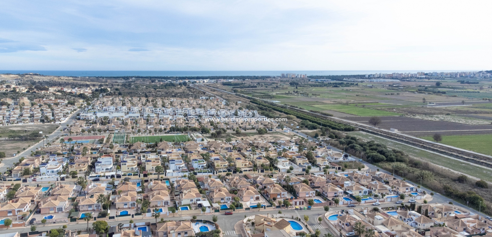 Wederverkoop - Vrijstaande Villa - Urb. La Marina