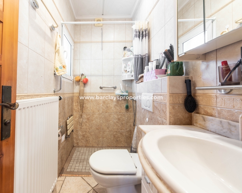 Wederverkoop - Vrijstaande Villa - Urb. La Marina