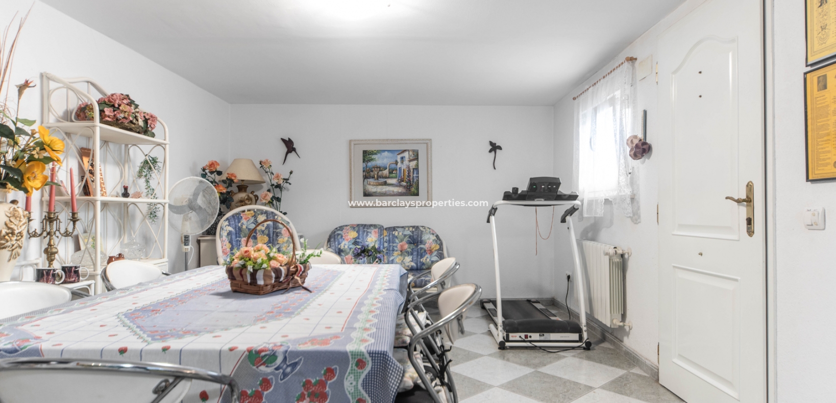 Wederverkoop - Vrijstaande Villa - Urb. La Marina