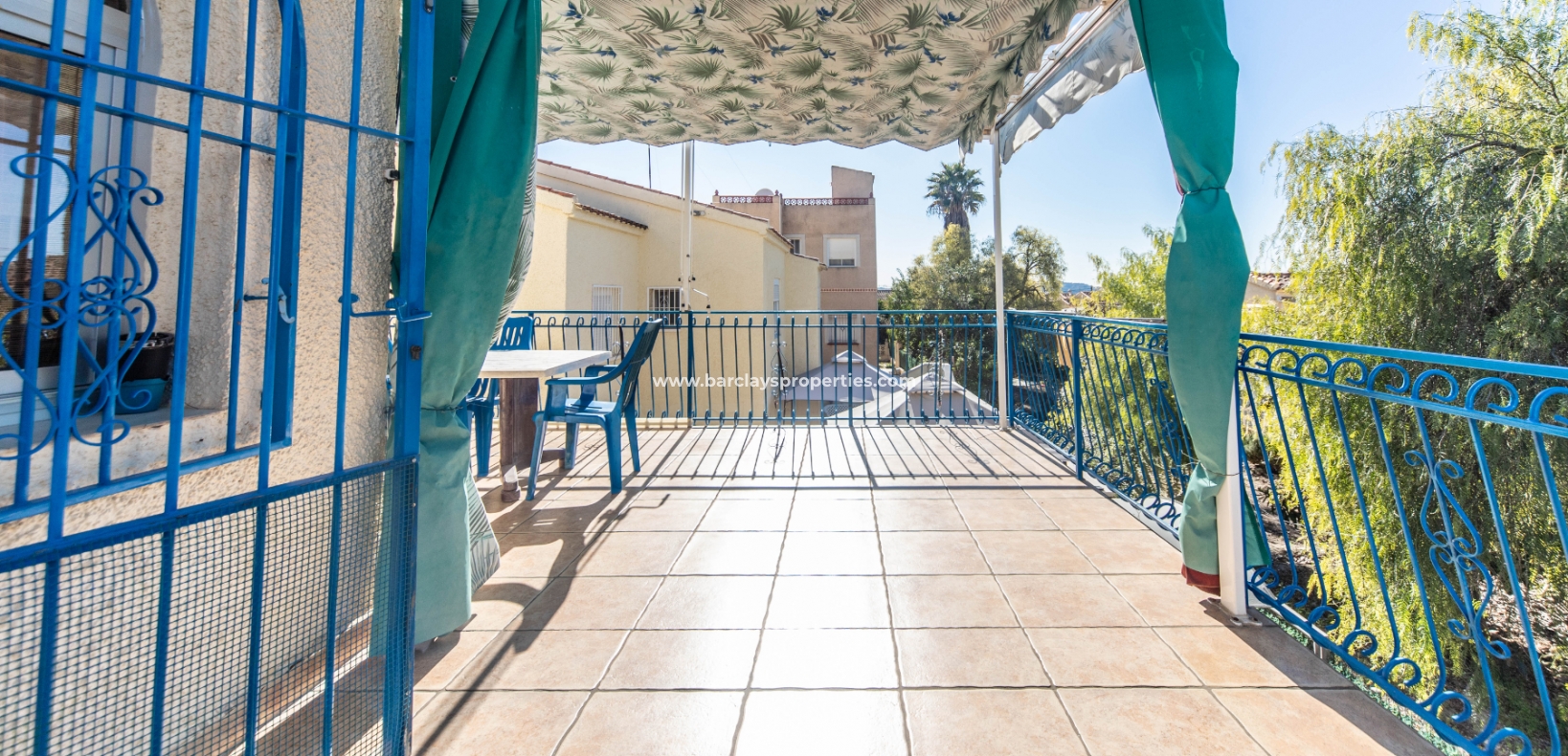 Wederverkoop - Vrijstaande Villa - Urb. La Marina