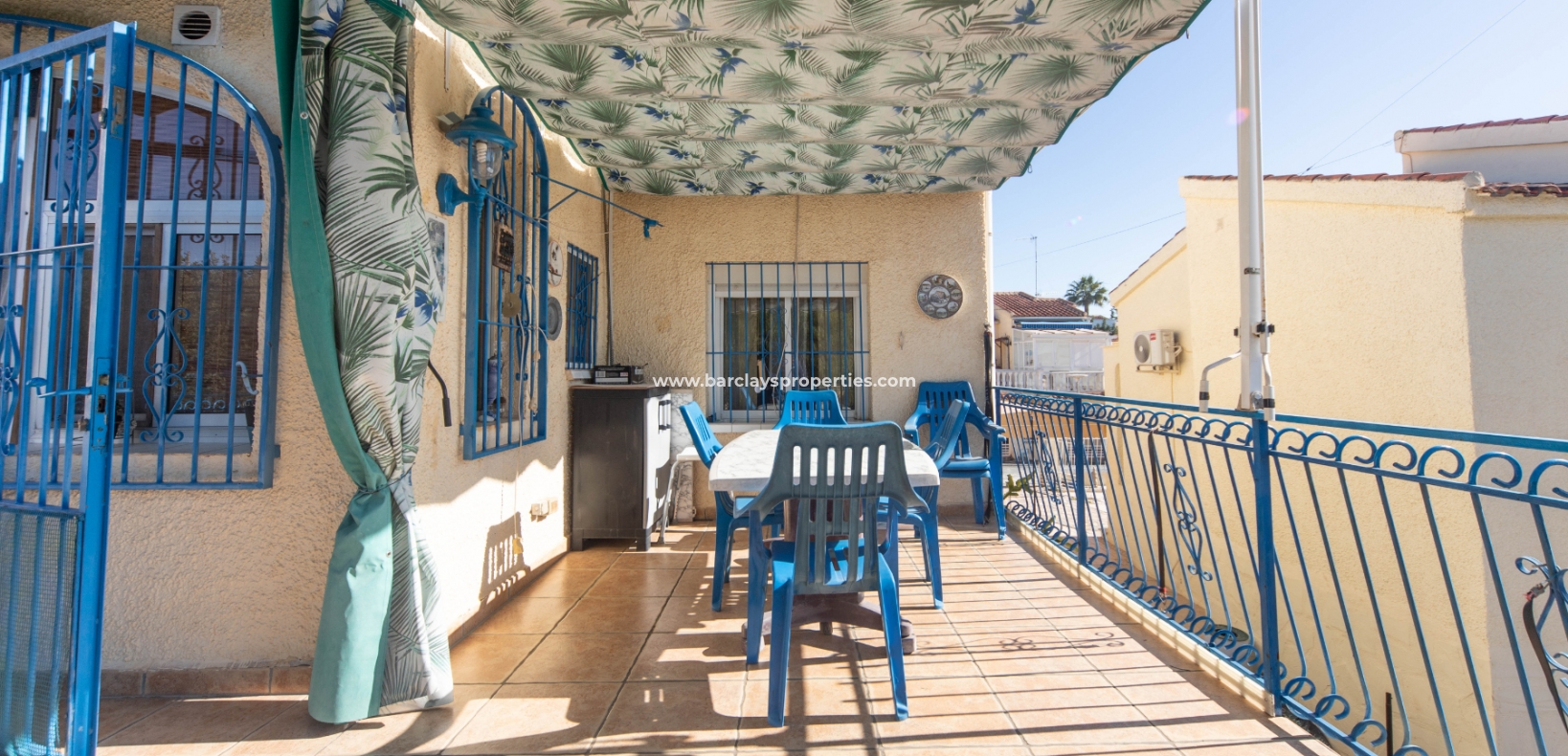 Wederverkoop - Vrijstaande Villa - Urb. La Marina