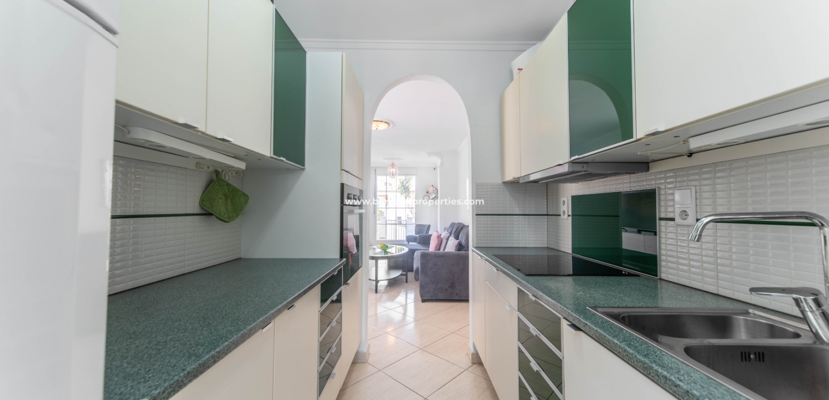 Wederverkoop - Vrijstaande Villa - Urb. La Marina