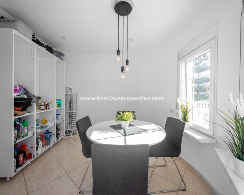 Wederverkoop - Vrijstaande Villa - Urb. La Marina