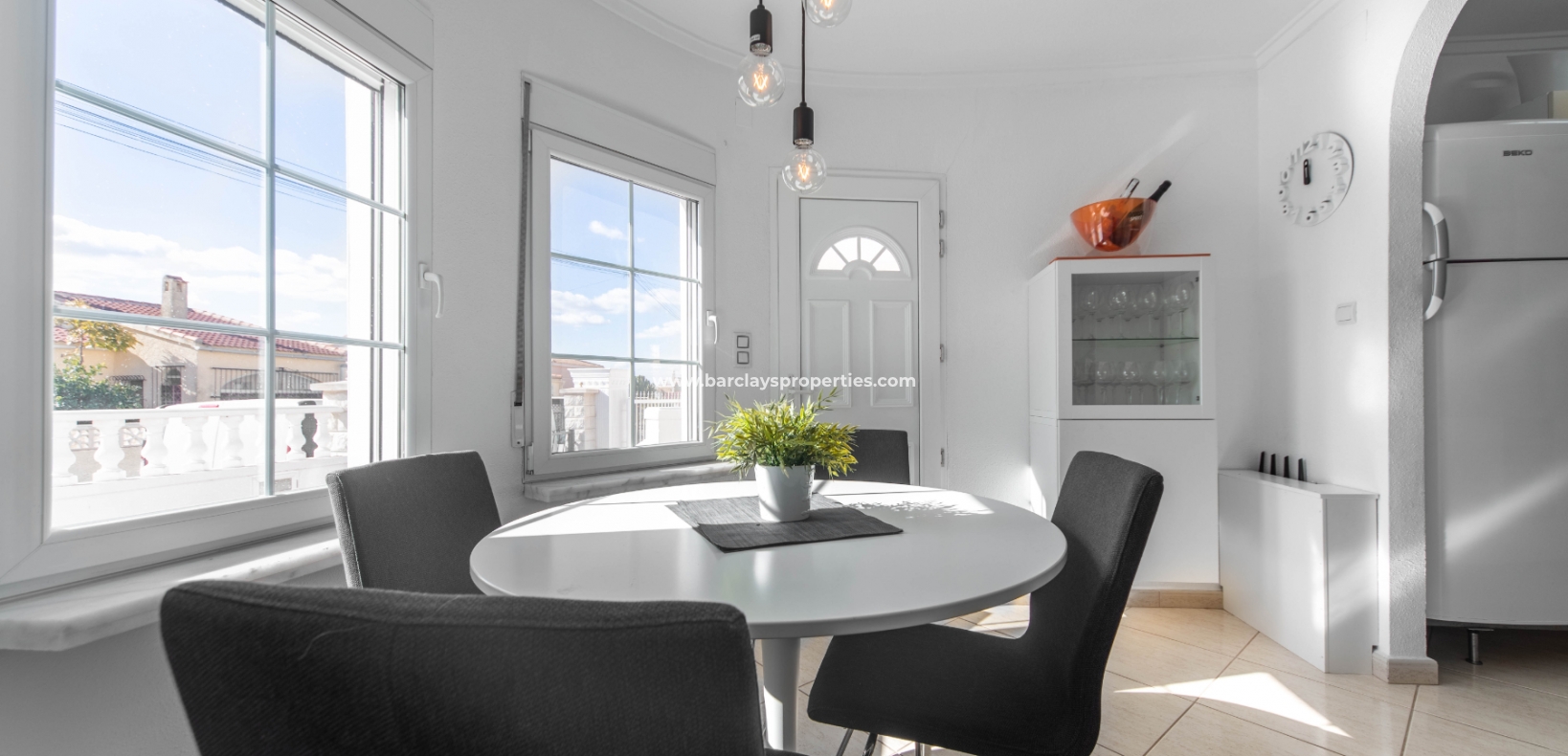 Wederverkoop - Vrijstaande Villa - Urb. La Marina