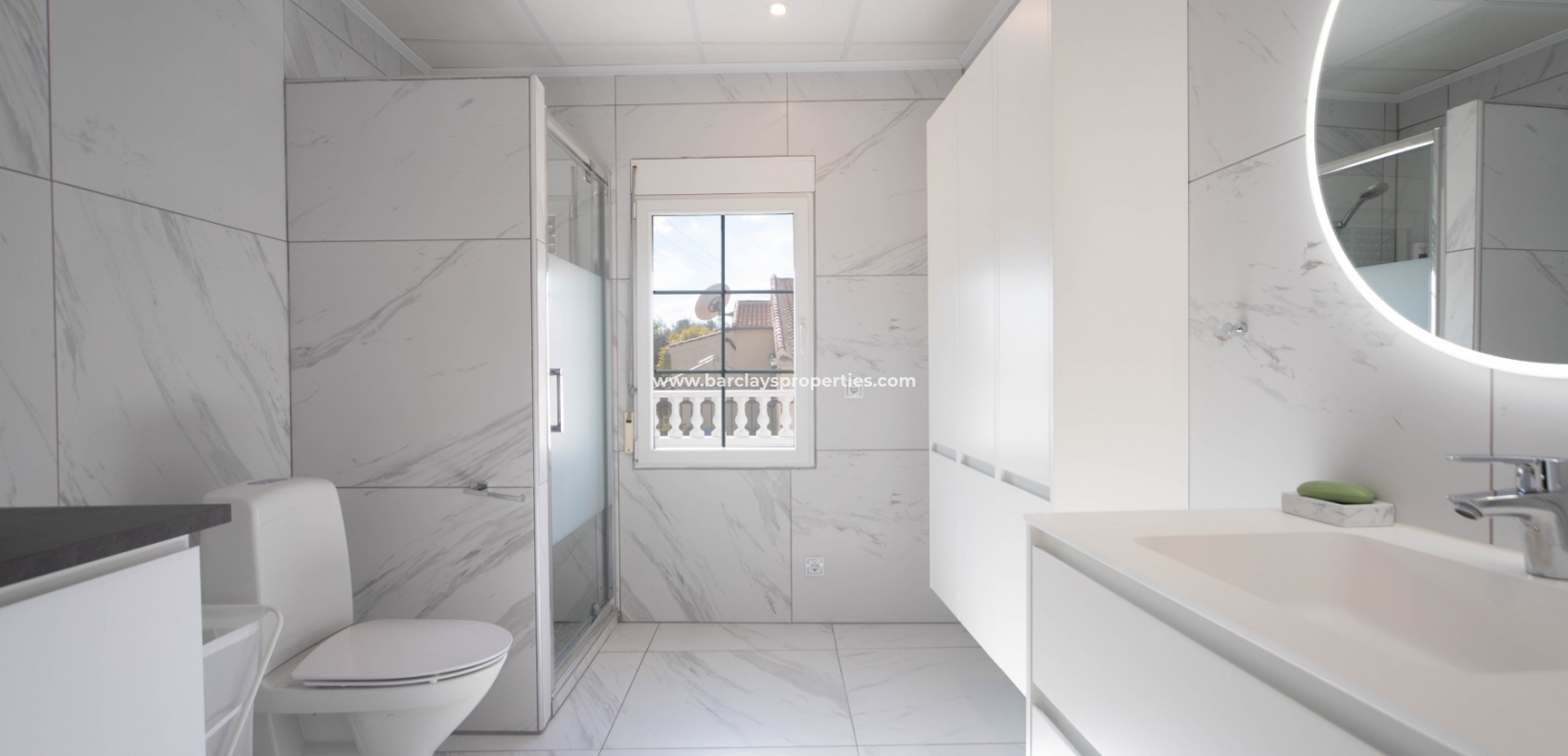 Wederverkoop - Vrijstaande Villa - Urb. La Marina