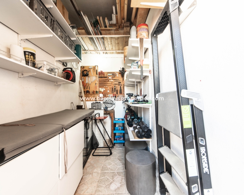 Wederverkoop - Vrijstaande Villa - Urb. La Marina