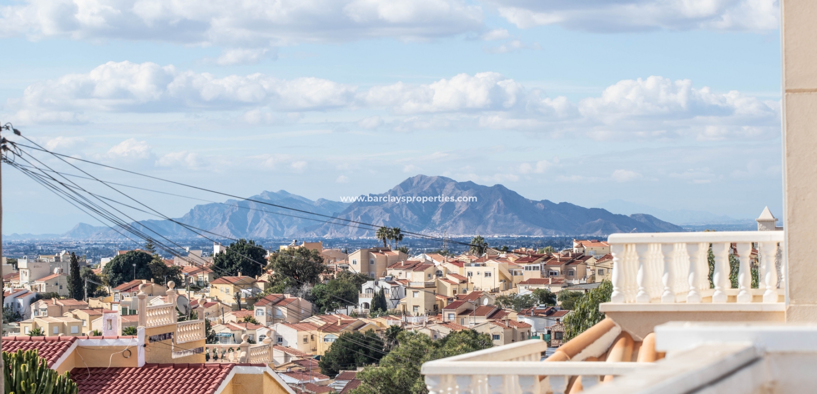 Wederverkoop - Vrijstaande Villa - Urb. La Marina