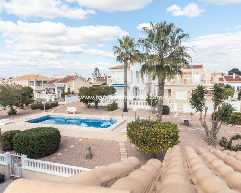 Wederverkoop - Vrijstaande Villa - Urb. La Marina