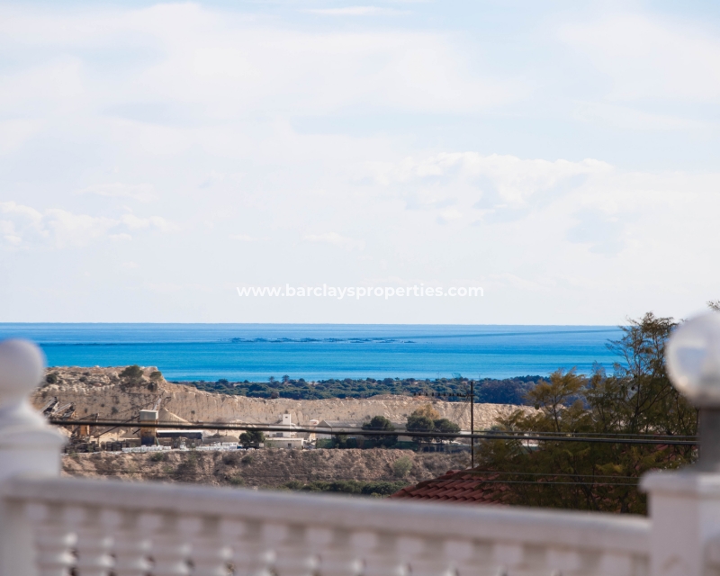 Wederverkoop - Vrijstaande Villa - Urb. La Marina