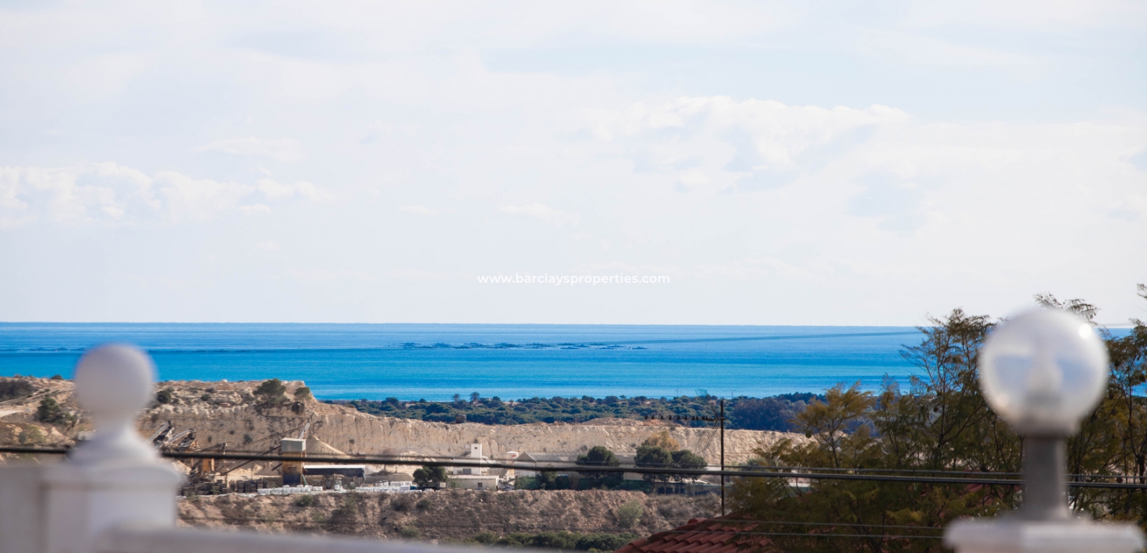 Wederverkoop - Vrijstaande Villa - Urb. La Marina