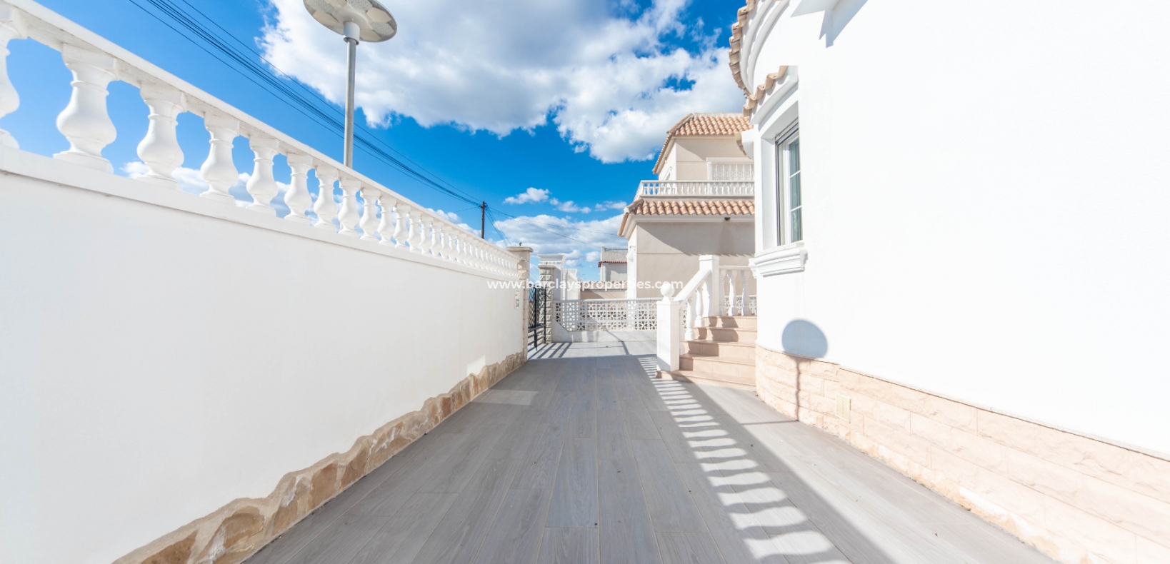 Wederverkoop - Vrijstaande Villa - Urb. La Marina