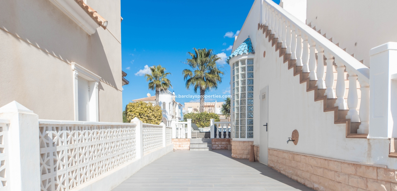 Wederverkoop - Vrijstaande Villa - Urb. La Marina