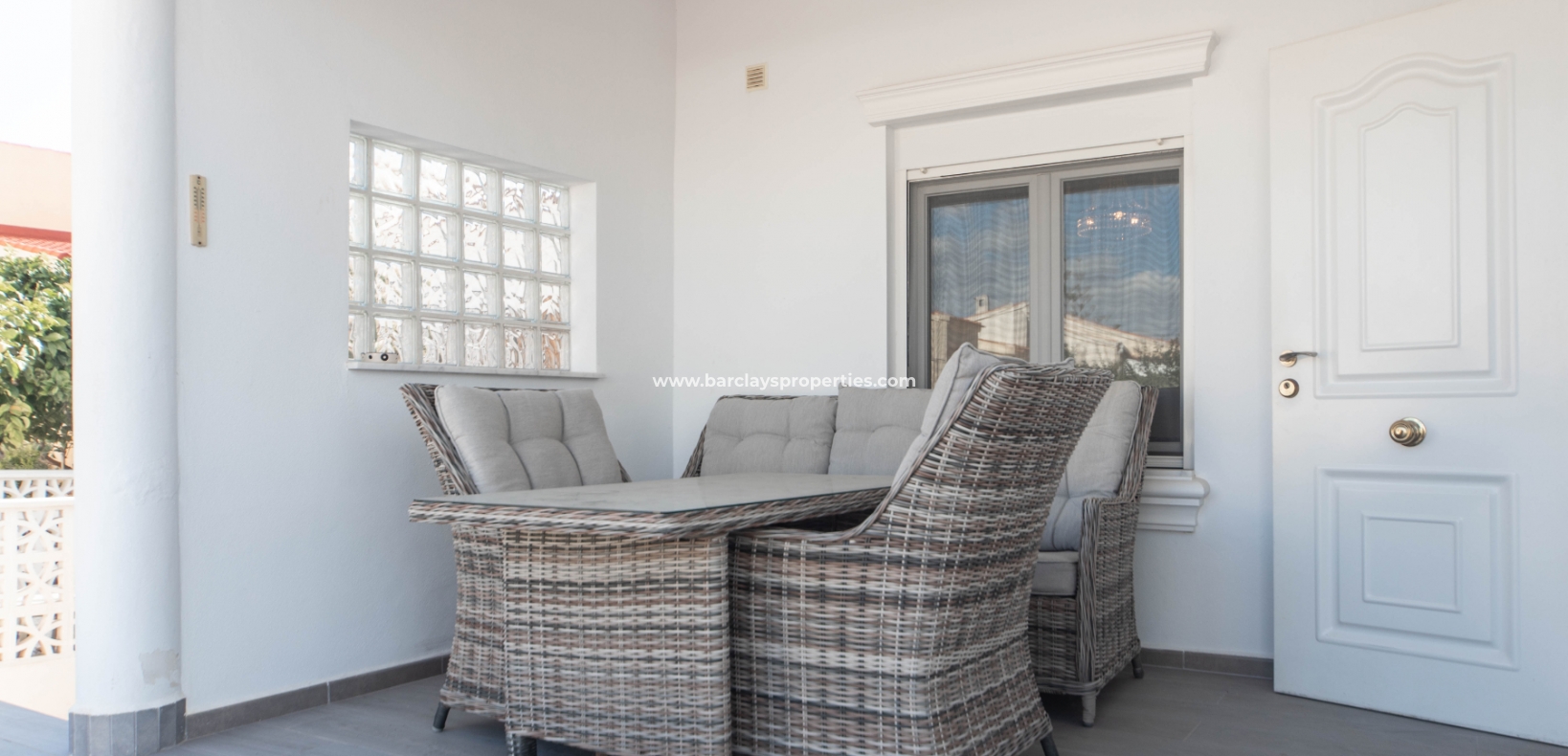 Wederverkoop - Vrijstaande Villa - Urb. La Marina