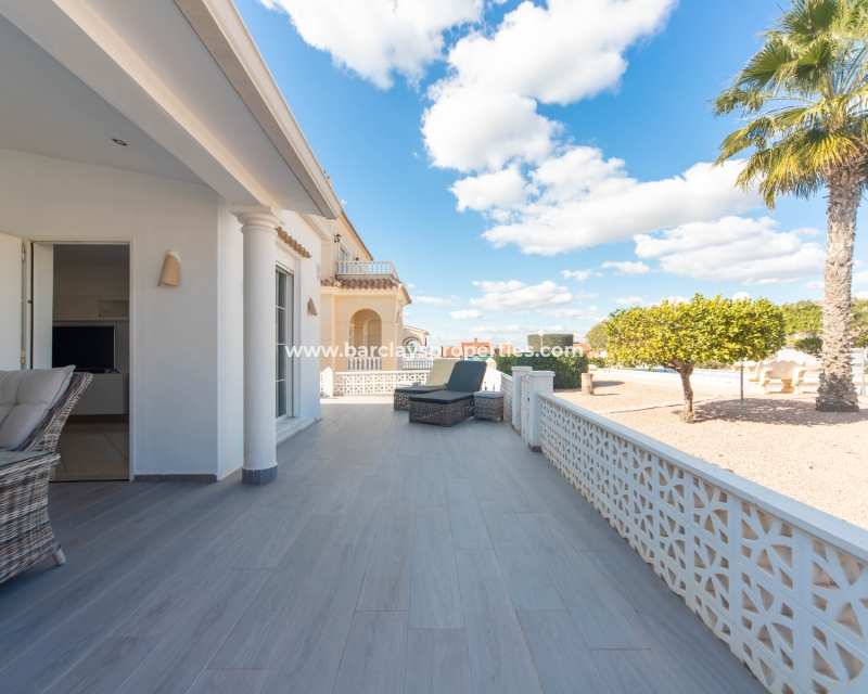 Wederverkoop - Vrijstaande Villa - Urb. La Marina