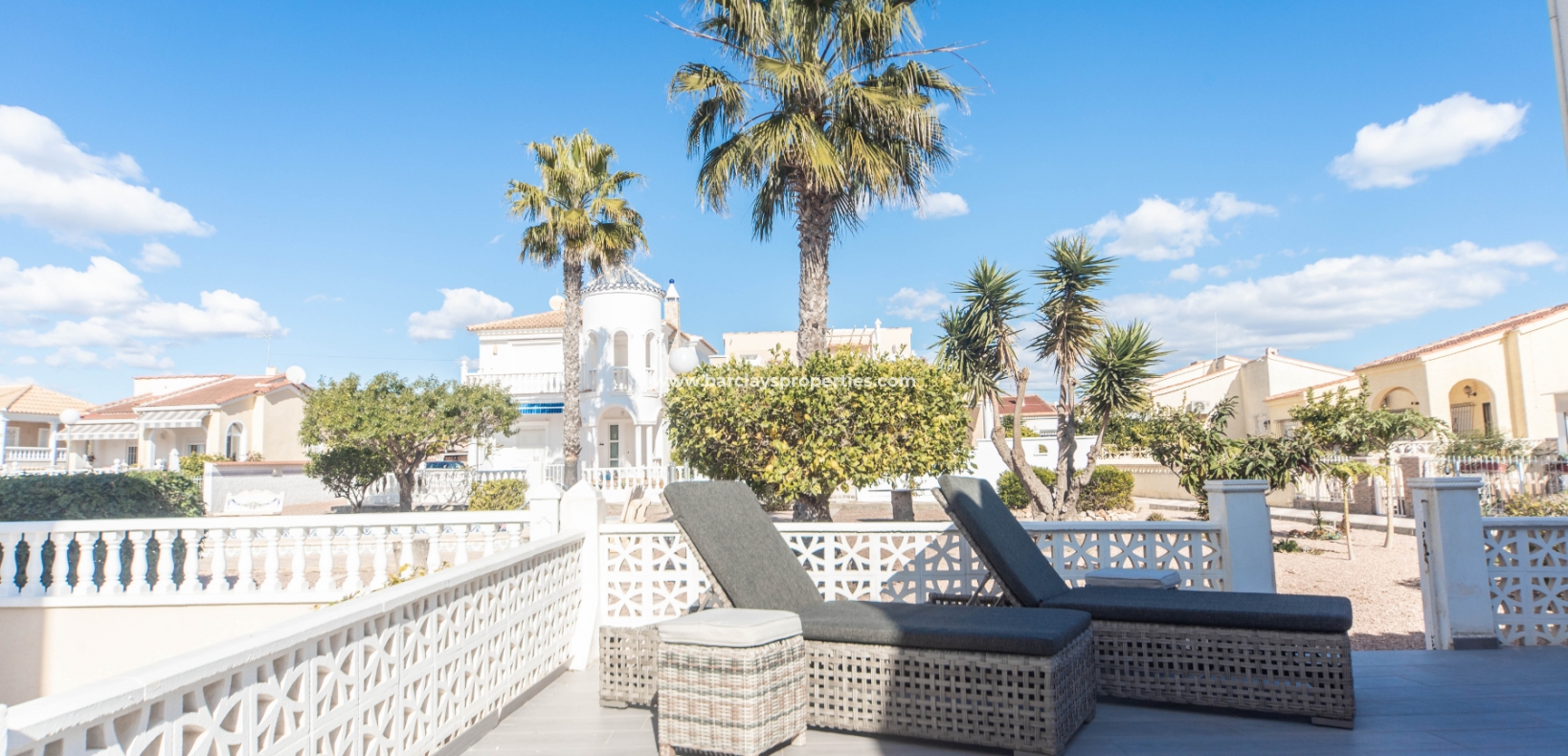 Wederverkoop - Vrijstaande Villa - Urb. La Marina