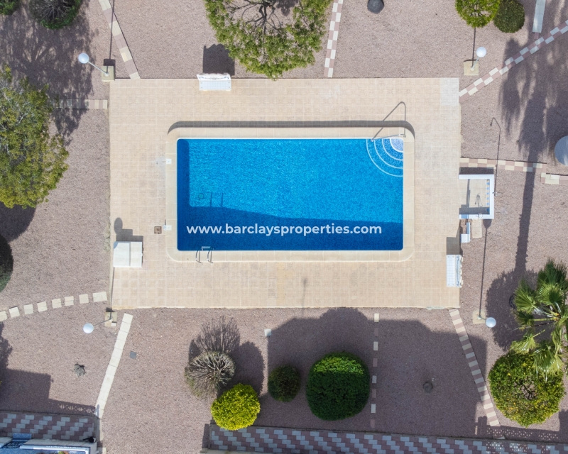 Wederverkoop - Vrijstaande Villa - Urb. La Marina