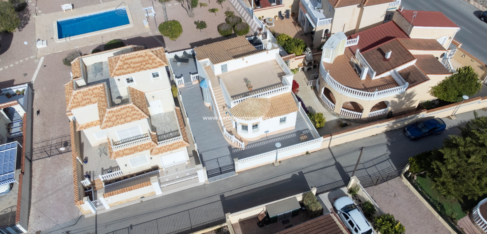 Wederverkoop - Vrijstaande Villa - Urb. La Marina