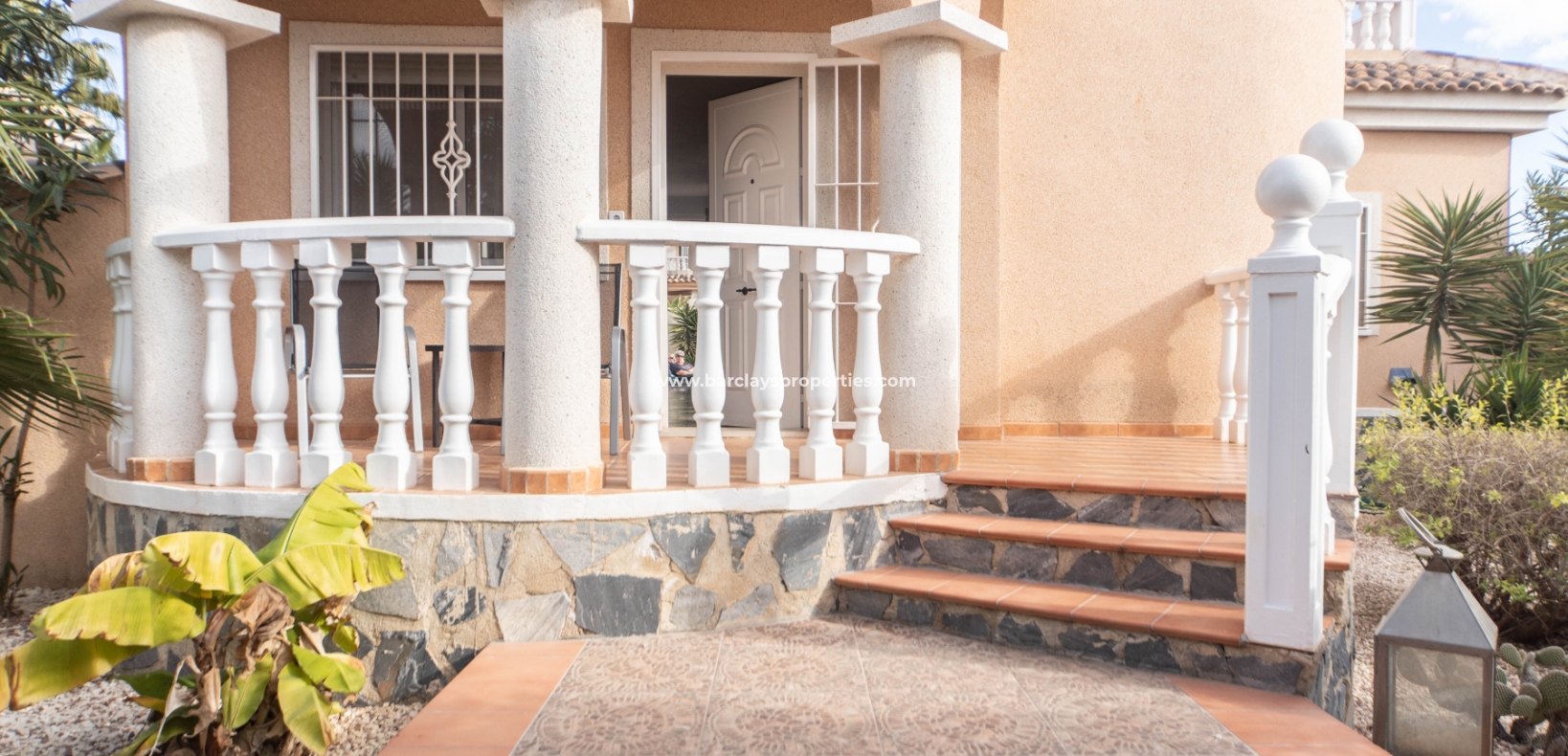 Wederverkoop - Vrijstaande Villa - Urb. La Marina