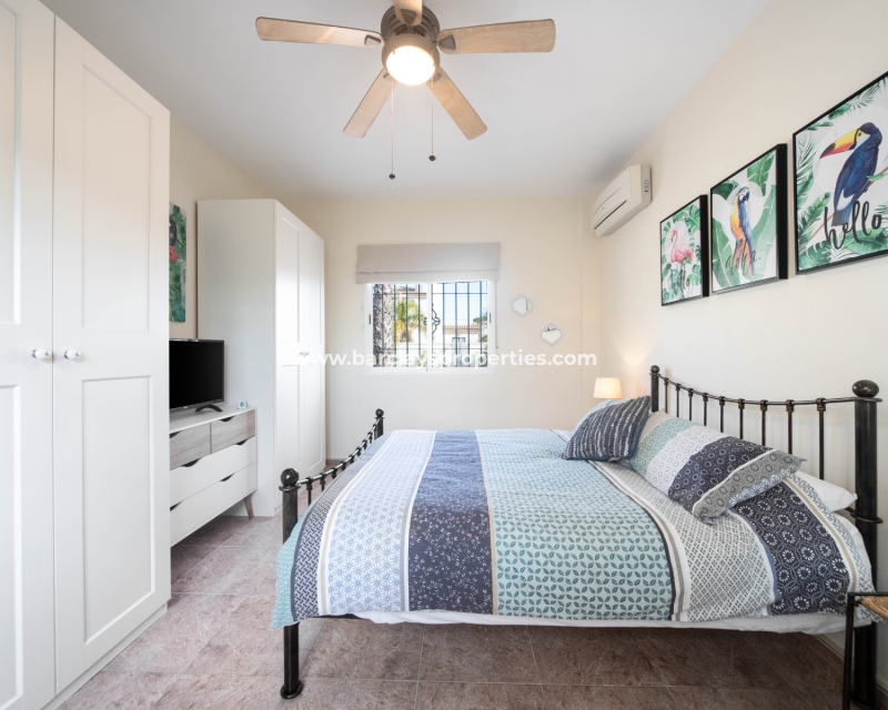 Wederverkoop - Vrijstaande Villa - Urb. La Marina