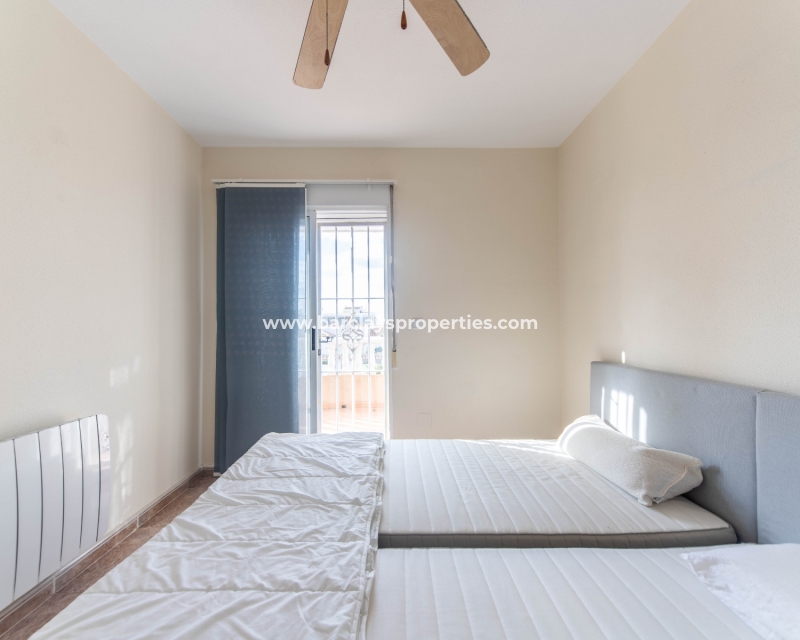 Wederverkoop - Vrijstaande Villa - Urb. La Marina