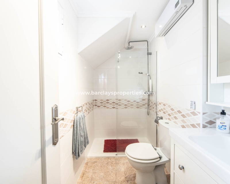 Wederverkoop - Vrijstaande Villa - Urb. La Marina