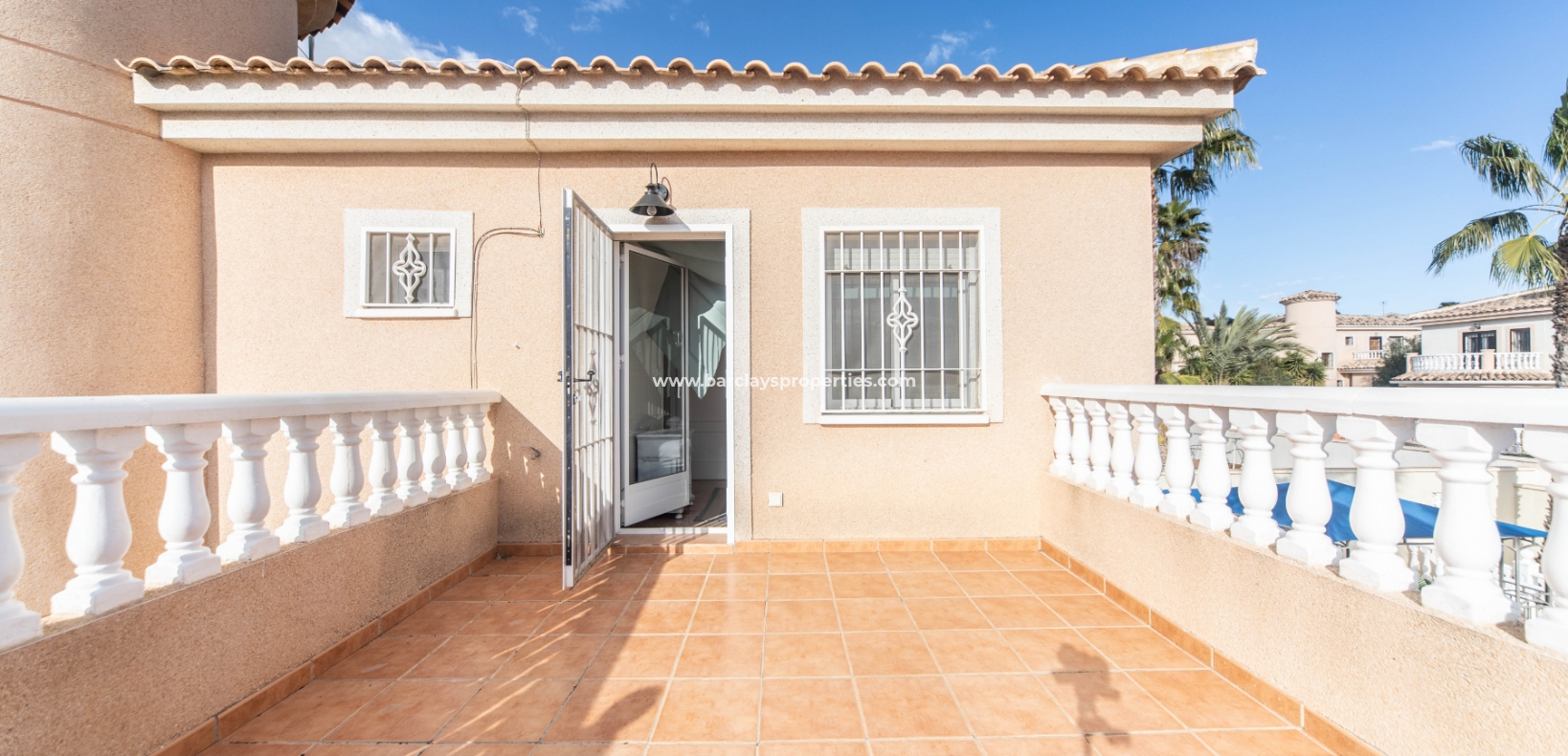 Wederverkoop - Vrijstaande Villa - Urb. La Marina