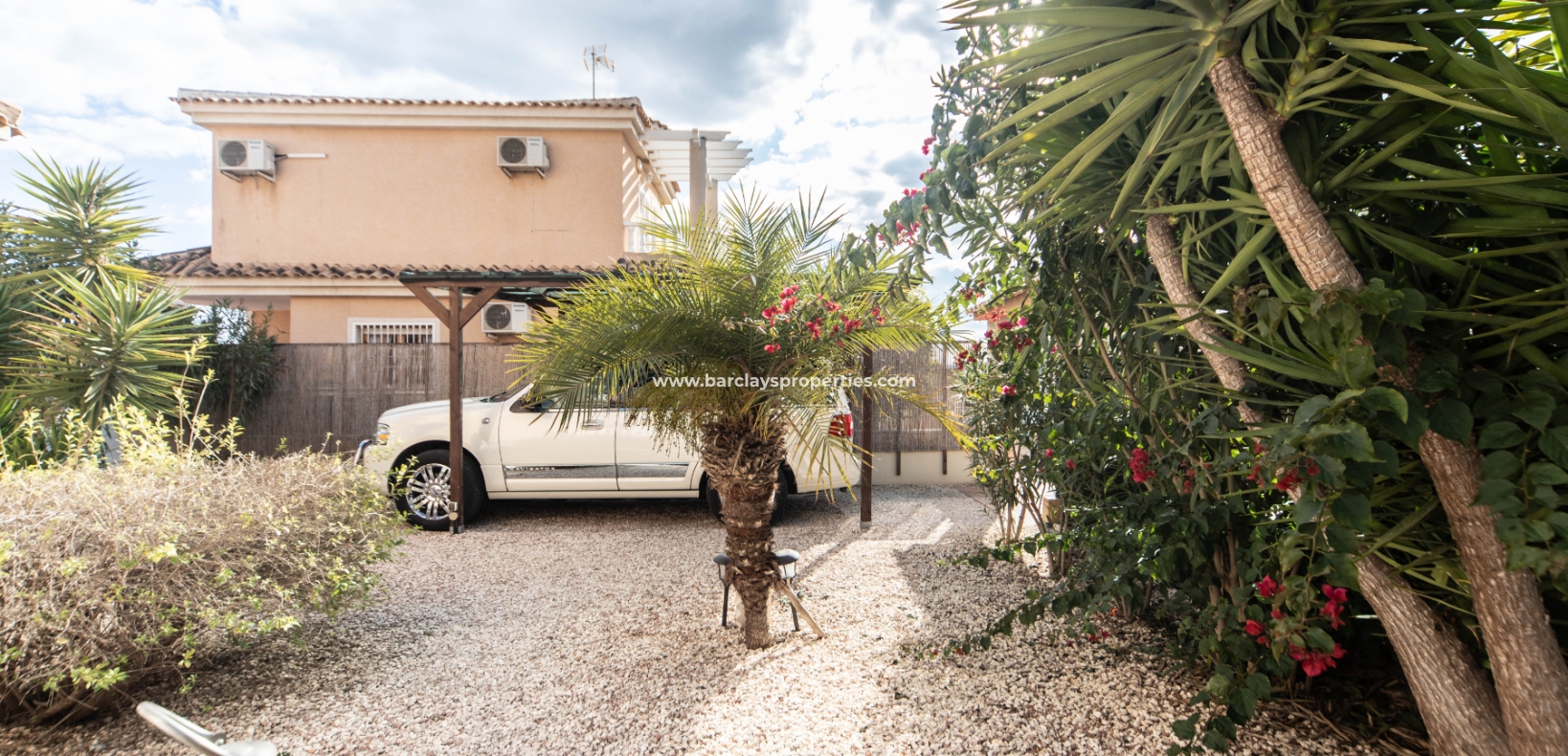 Wederverkoop - Vrijstaande Villa - Urb. La Marina