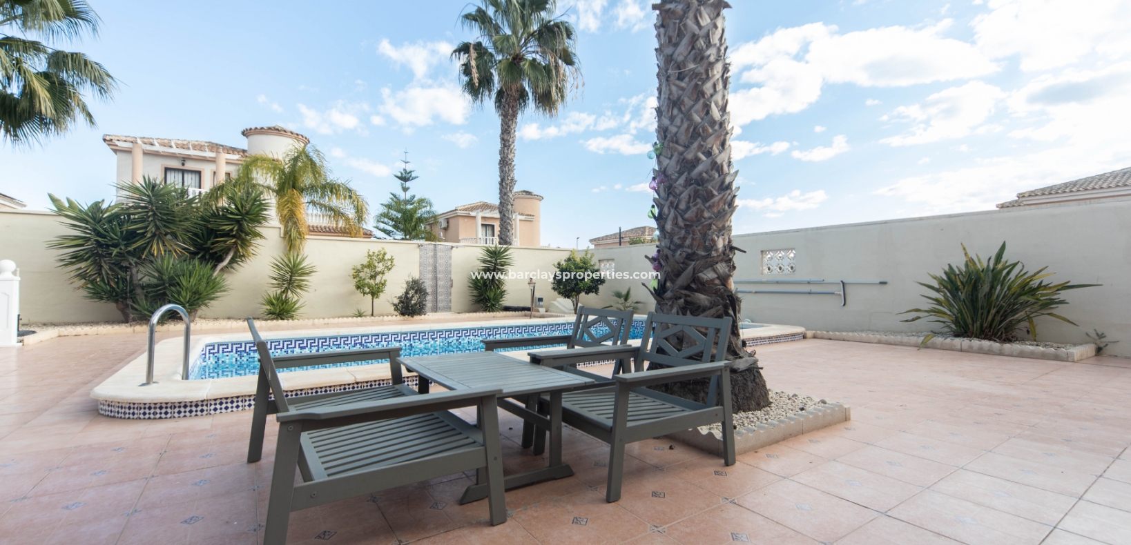 Wederverkoop - Vrijstaande Villa - Urb. La Marina