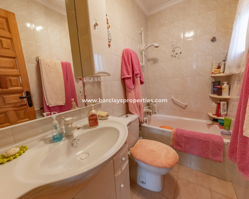 Wederverkoop - Vrijstaande Villa - Urb. La Marina