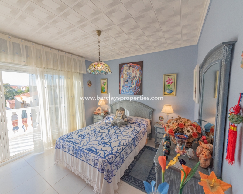 Wederverkoop - Vrijstaande Villa - Urb. La Marina