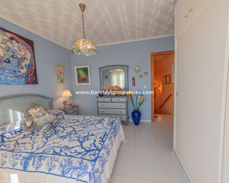 Wederverkoop - Vrijstaande Villa - Urb. La Marina