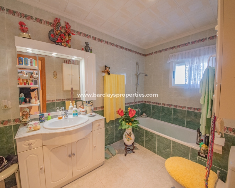 Wederverkoop - Vrijstaande Villa - Urb. La Marina