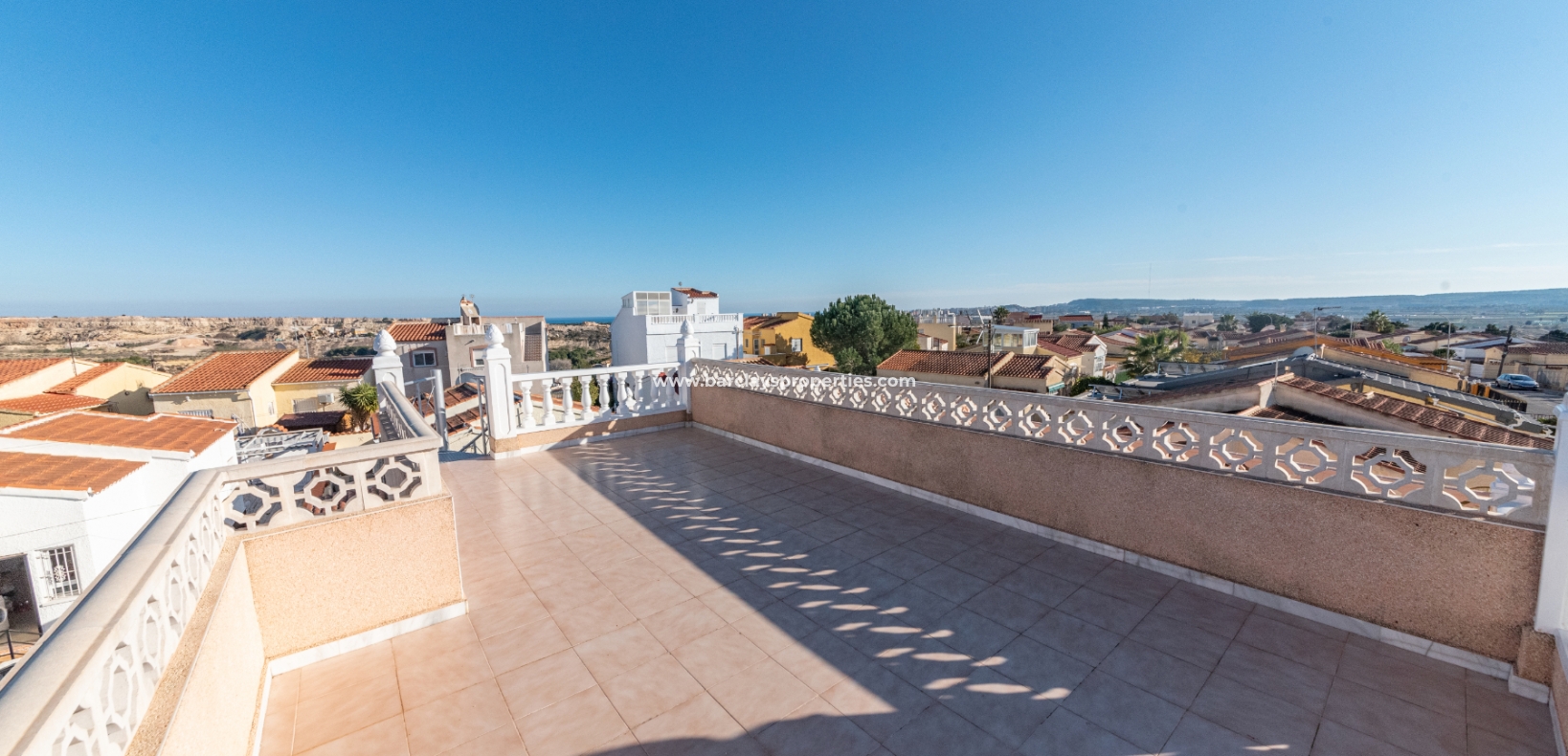 Wederverkoop - Vrijstaande Villa - Urb. La Marina