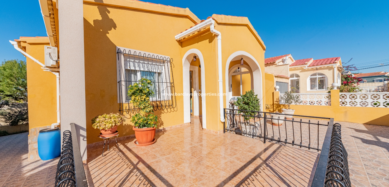 Wederverkoop - Vrijstaande Villa - Urb. La Marina