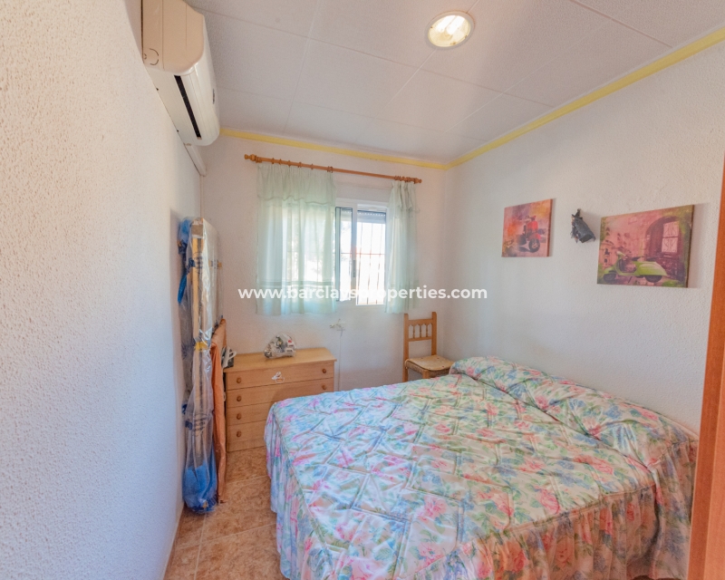 Wederverkoop - Vrijstaande Villa - Urb. La Marina