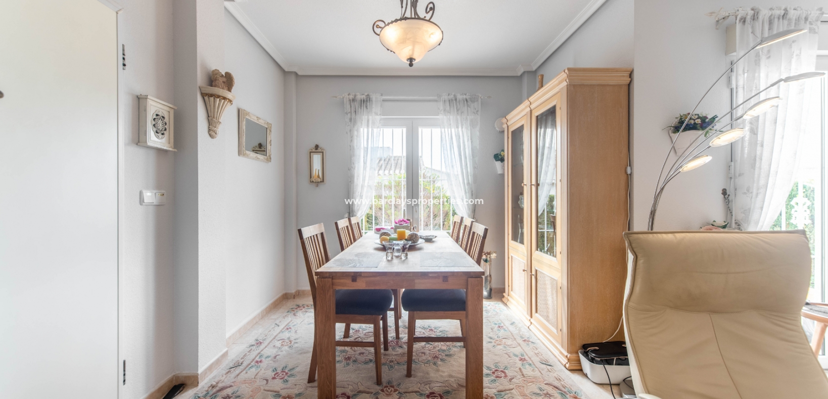 Wederverkoop - Vrijstaande Villa - Urb. La Marina