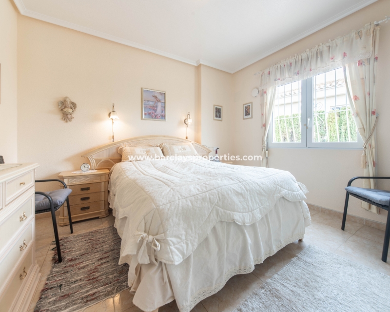 Wederverkoop - Vrijstaande Villa - Urb. La Marina