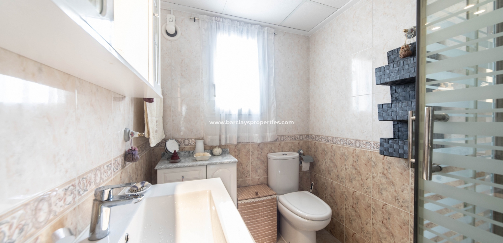 Wederverkoop - Vrijstaande Villa - Urb. La Marina