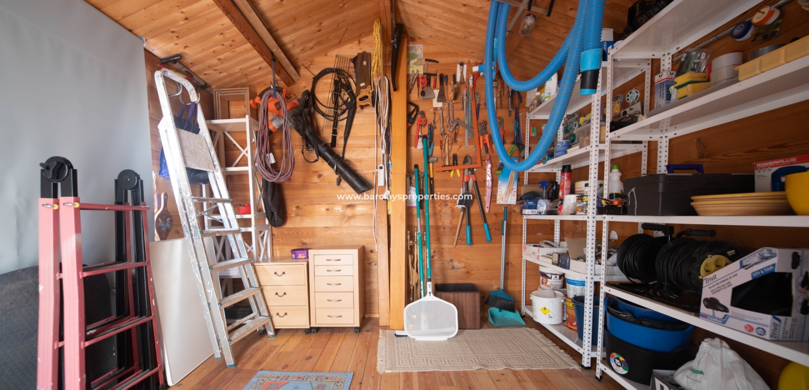 Wederverkoop - Vrijstaande Villa - Urb. La Marina