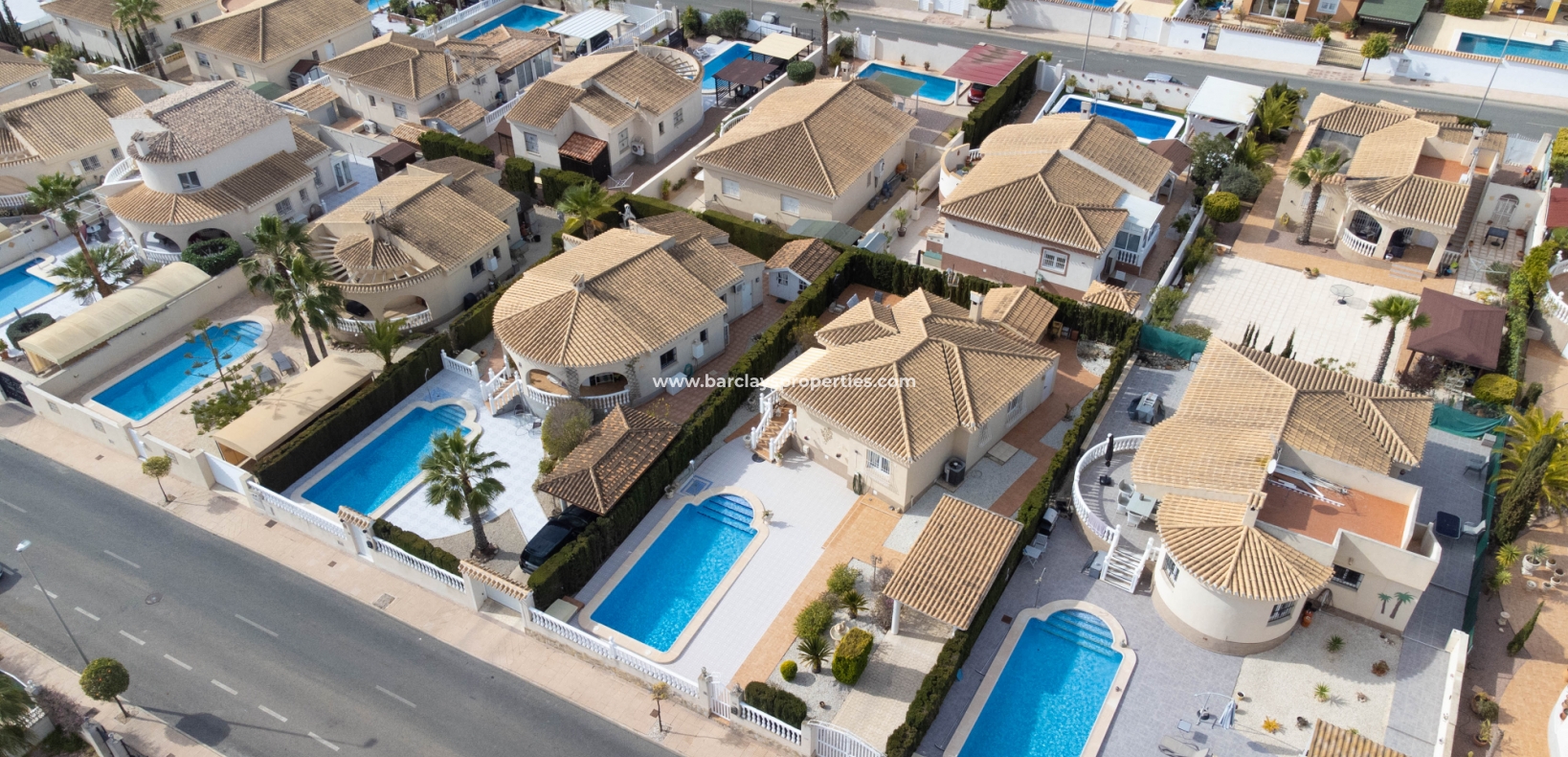 Wederverkoop - Vrijstaande Villa - Urb. La Marina