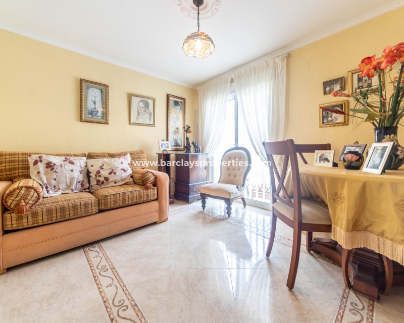 Wederverkoop - Vrijstaande Villa - Urb. La Marina