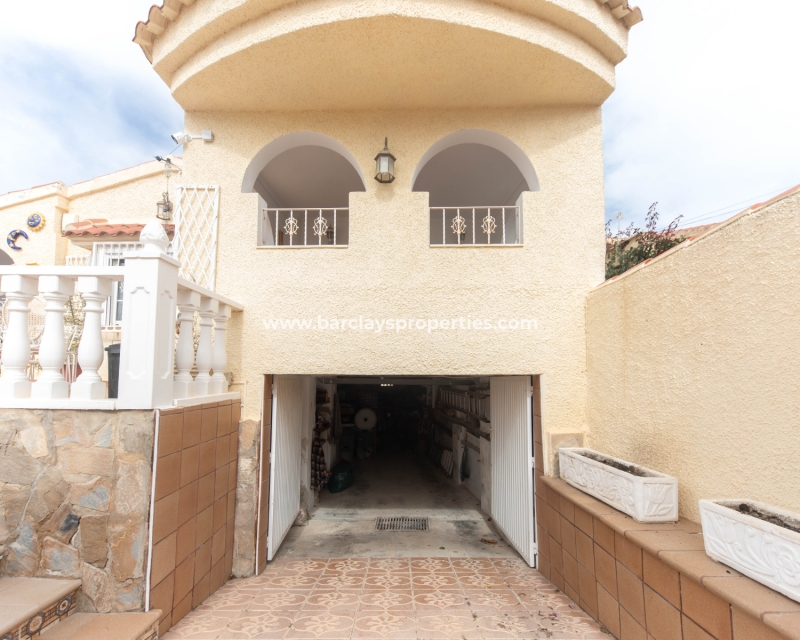 Wederverkoop - Vrijstaande Villa - Urb. La Marina